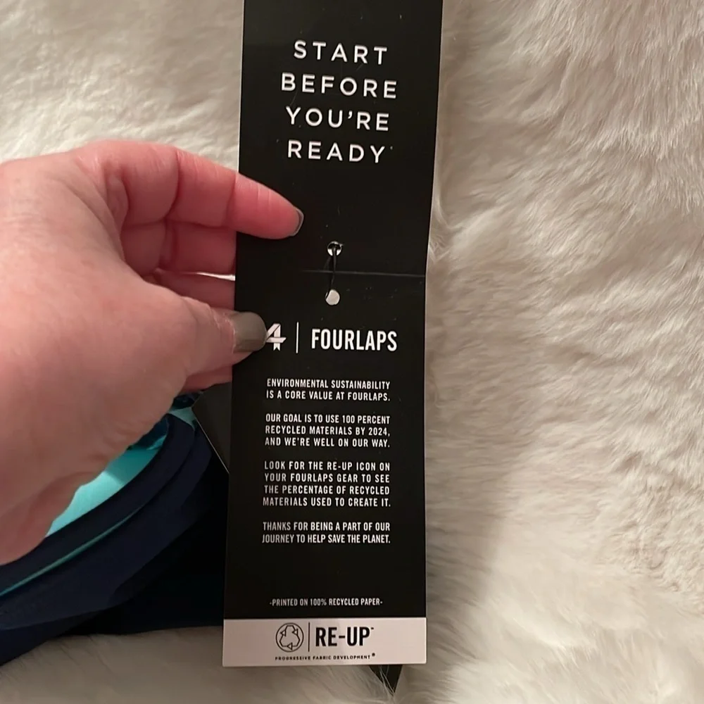 NWT SOLO BRA MIDNIGHT/AQUA SIZE XS